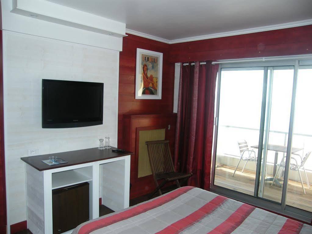 Hotel Le Christina La Baule Εξωτερικό φωτογραφία