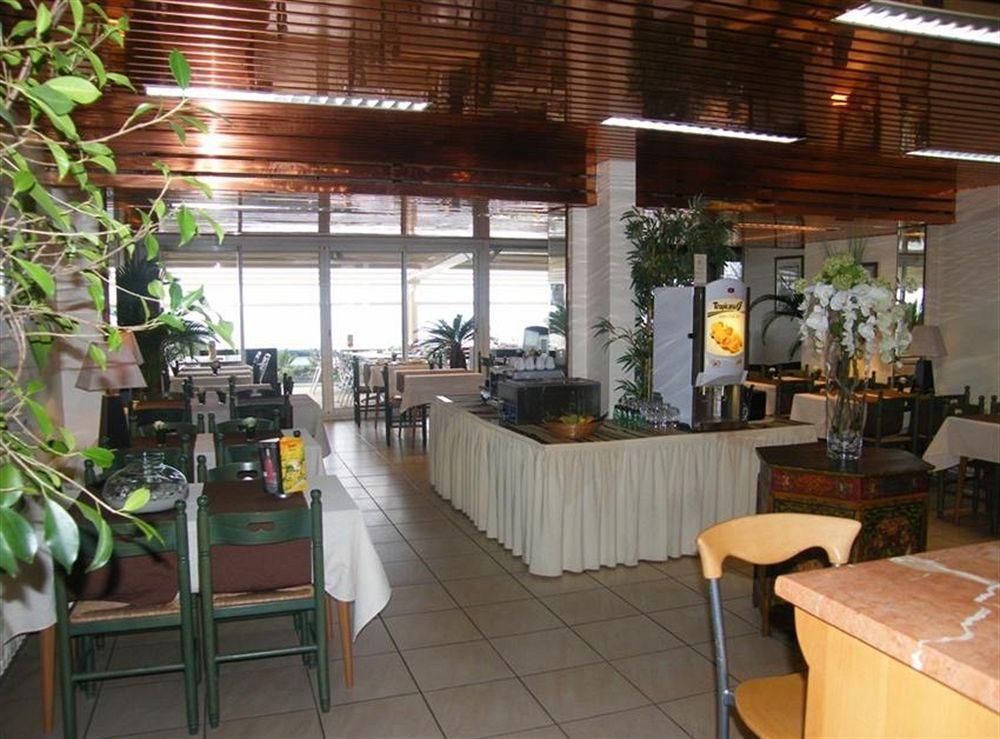 Hotel Le Christina La Baule Εξωτερικό φωτογραφία